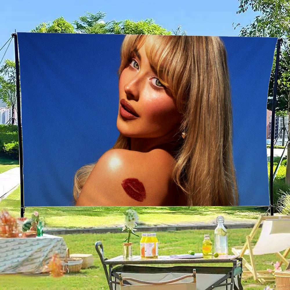 Популярный баннер S-sabrina C- – обзор и цена Commercial Printing Inc